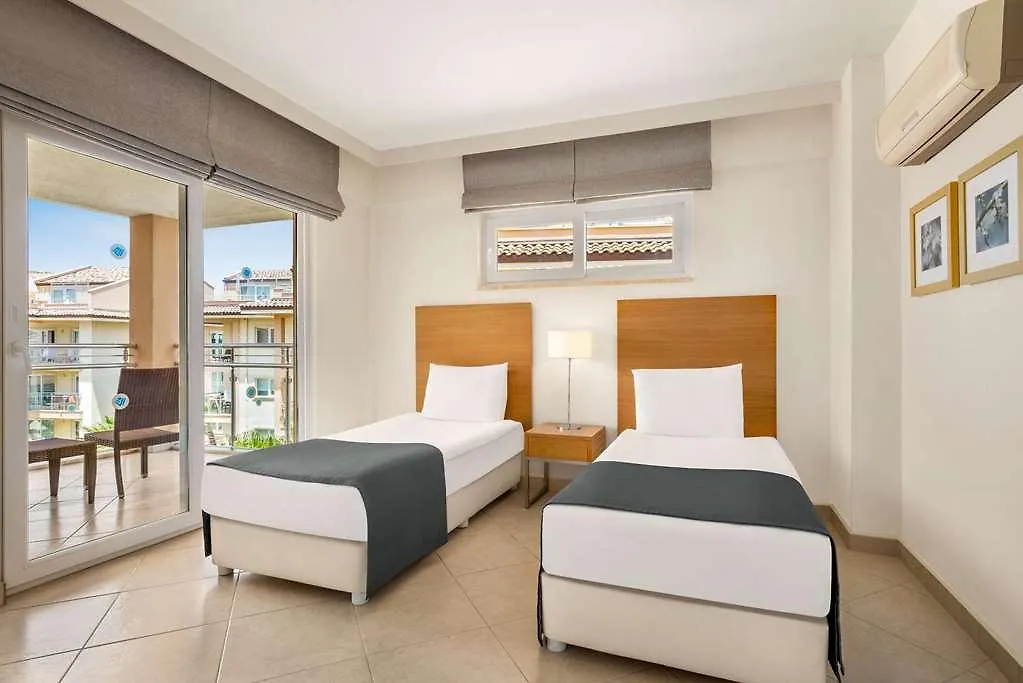 ホテル Wy Residences Kusadasi アイドゥン