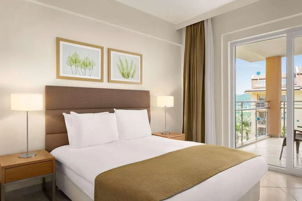 Wy Residences Kusadasi アイドゥン